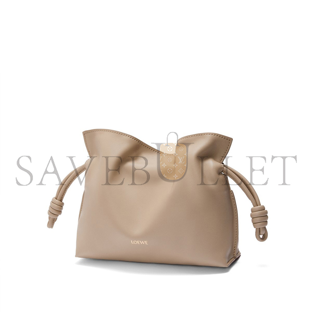 LOEWE MINI FLAMENCO CLUTCH IN NAPPA CALFSKIN 0011191020 (23.9*18*9cm)